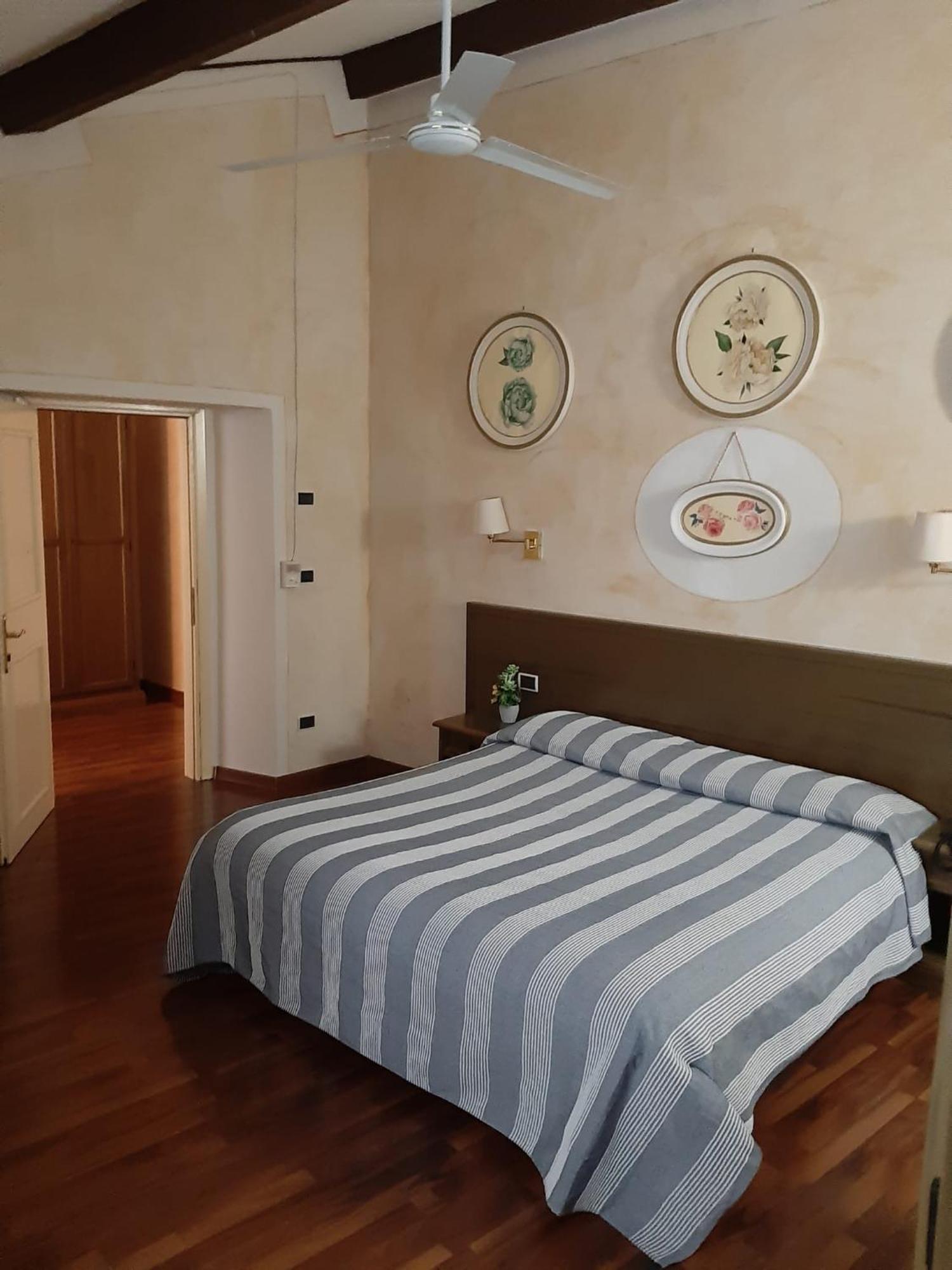 Hotel Borgo Antico บิบเบียนา ภายนอก รูปภาพ